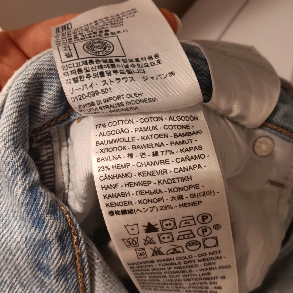 Levi’s high & loose Light Blue Women's Jeans Size 27 - Picture 6 of 6